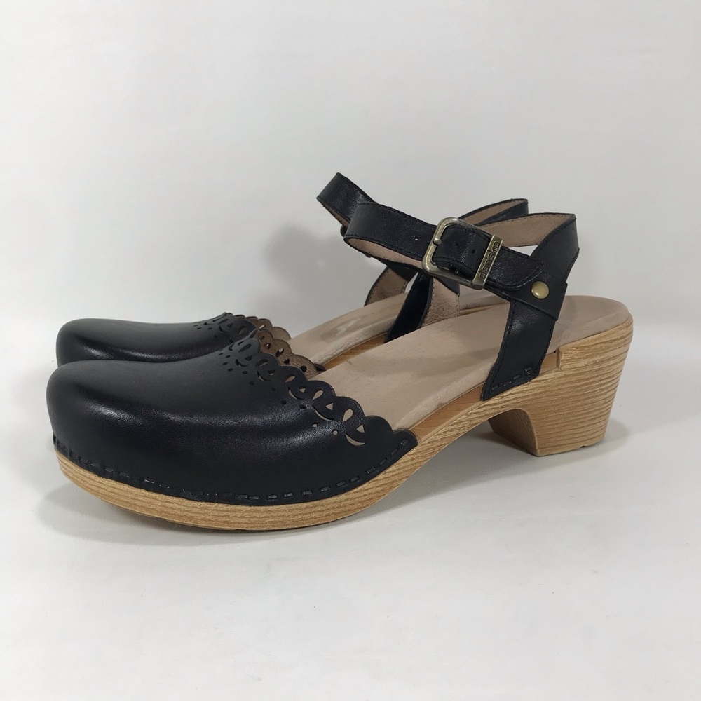 Dansko Marta Ankle Strap Clogs Size 41